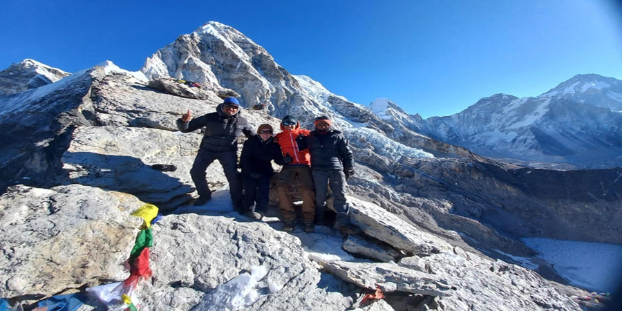 How difficult is the Everest three passes trekking