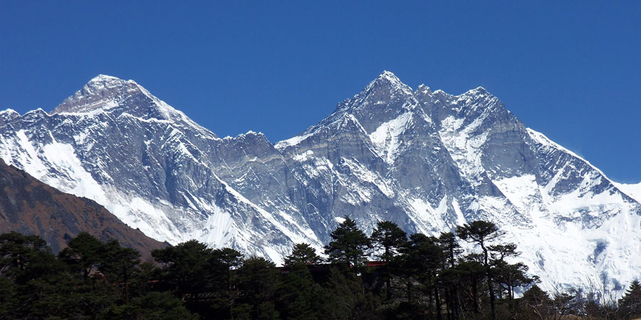 Everest Himalaya view family trekking 